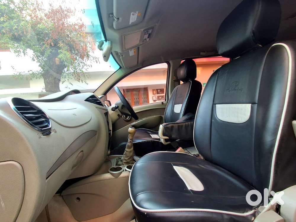 Mahindra Quanto C8, 2012, Diesel