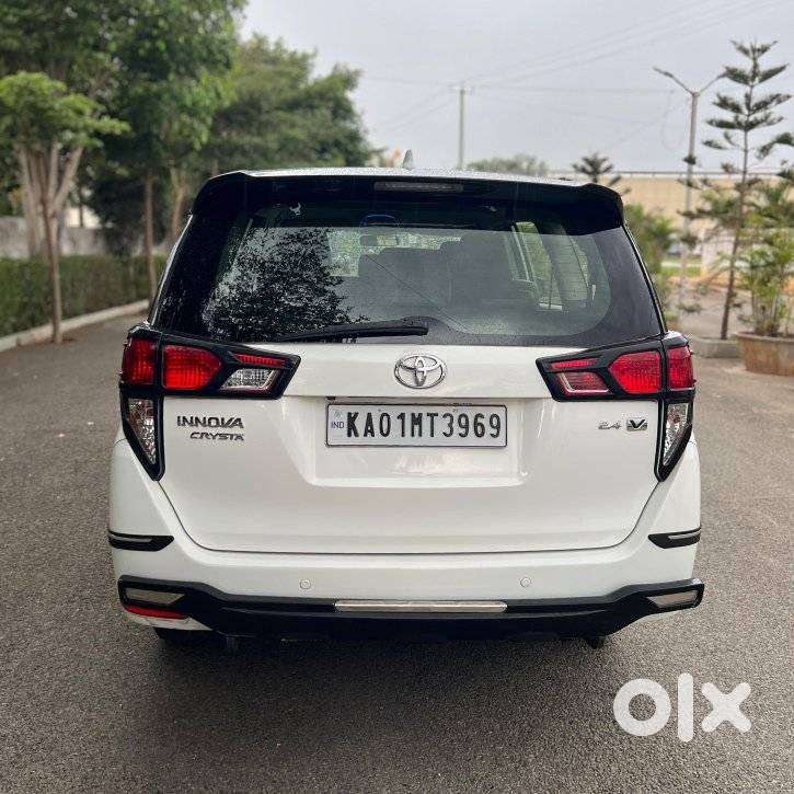 Toyota Innova Crysta 2.4 Vx Mt 8s, 2019, Diesel