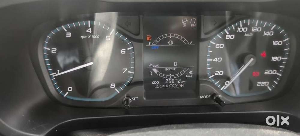Tata Altroz 1.2 Xm, 2021, Petrol