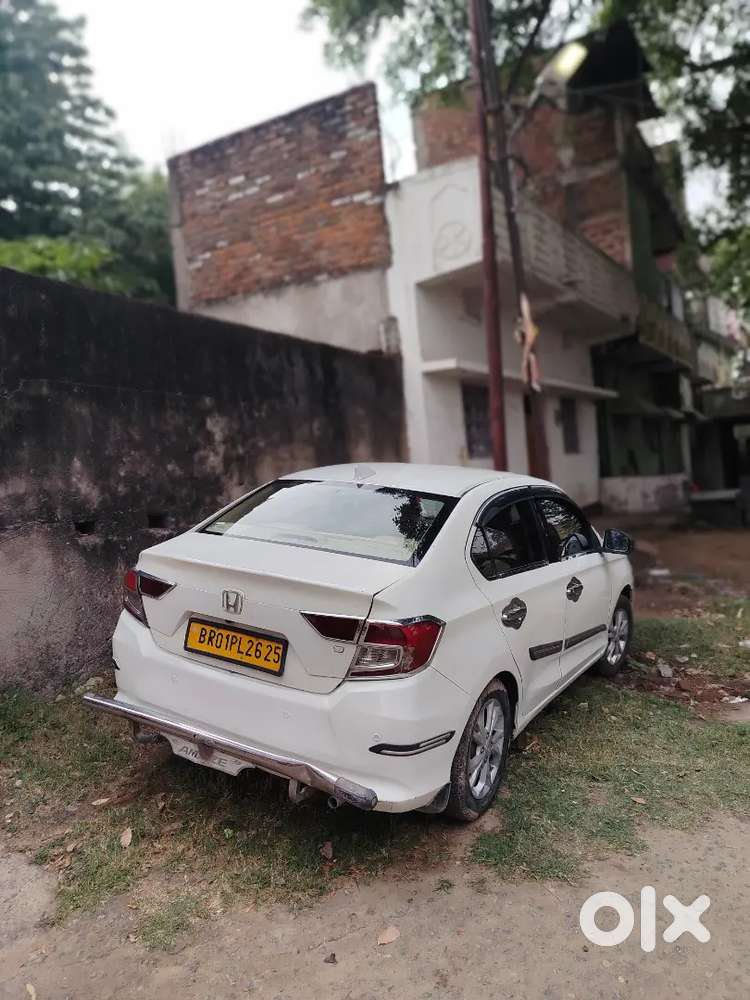Honda Amaze Top Model In Well Condition