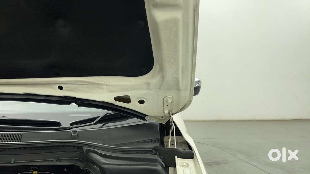 Mahindra Xuv300 W8 (o) 1.5 Diesel Amt, 2020, Diesel