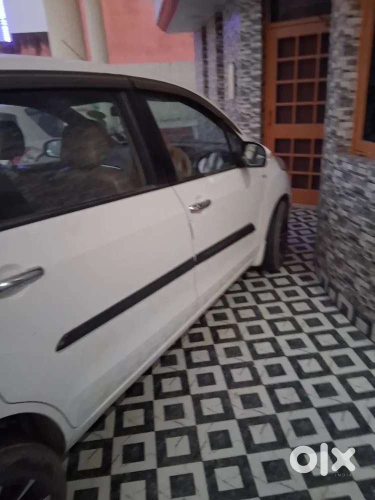 Maruti Suzuki Ertiga 2013 Diesel 80000 Km Driven