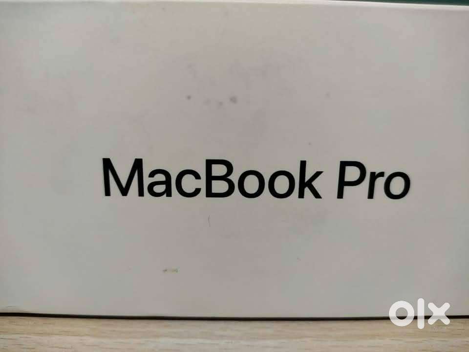 MacBook Pro 1N (39.11 cm)