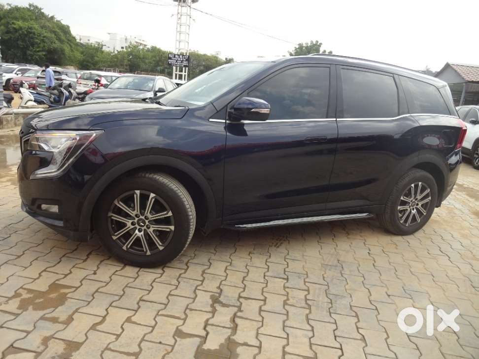 Mahindra Xuv700 2.2 Ax 5 Diesel At 7 Str, 2023, Diesel