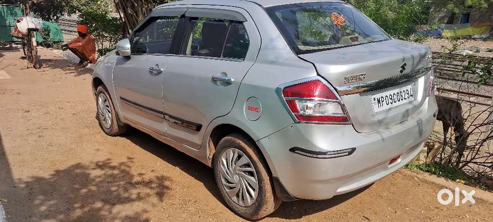 Maruti Suzuki Swift Dzire 2015 Diesel 128000 Km Driven