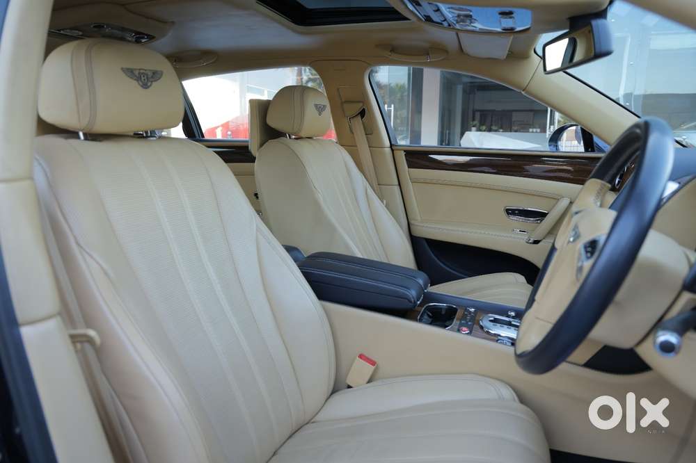 Bentley Flying Spur V8 Petrol, 2014, Petrol