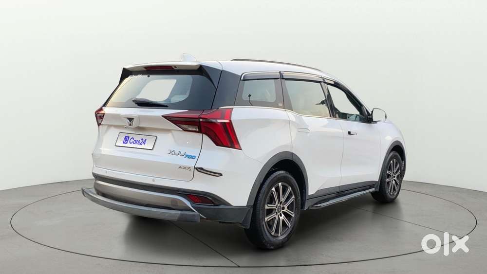 Mahindra Xuv700 2.0 Ax 7 Petrol At Luxury Pack Str, 2023, Petrol