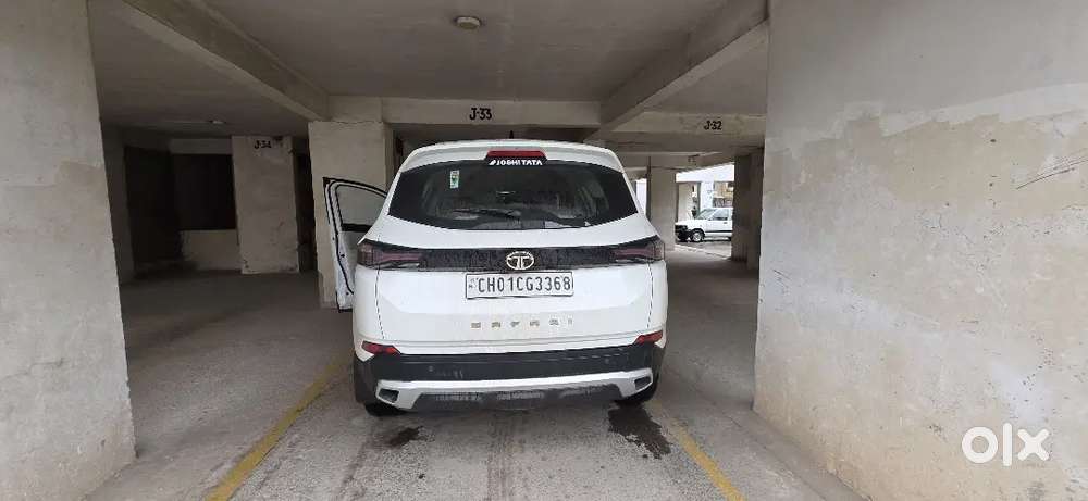 Tata Safari Gold Top Model  Xza Plus