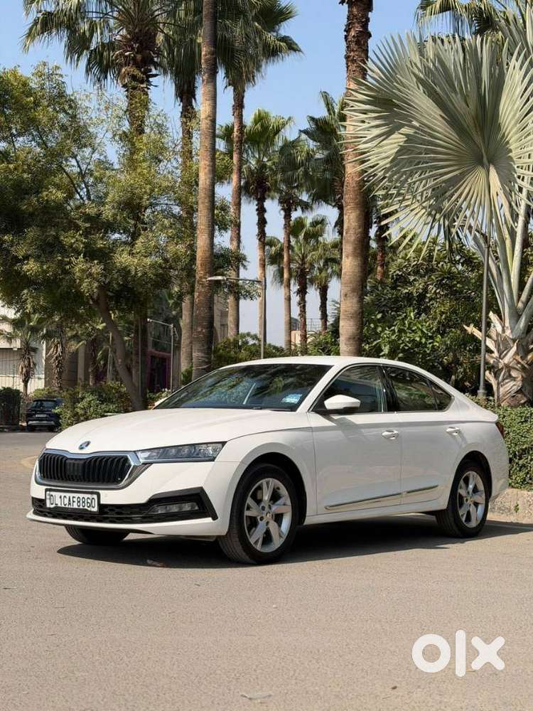 Skoda Octavia 2.0 Style Tsi At, 2022, Petrol