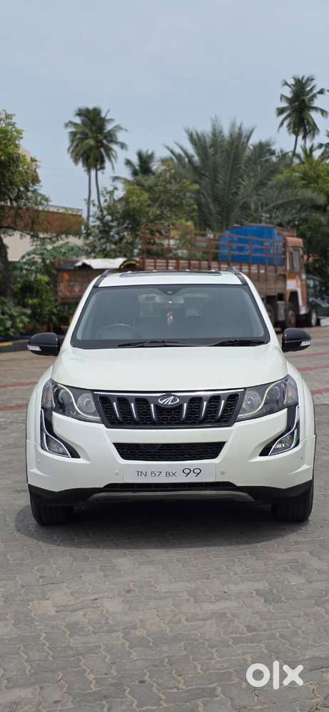 Mahindra Xuv500 2.2 W10 Sportz Edition At, 2018, Diesel