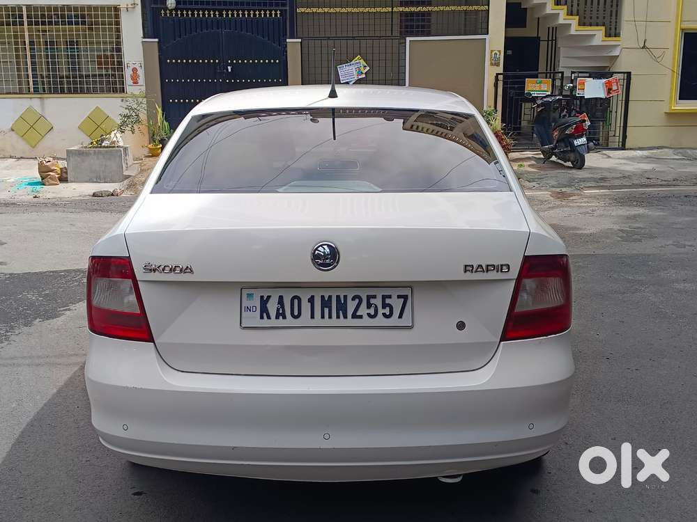 Skoda Rapid [ ] 1.5 Style Plus Tdi At, 2016, Diesel