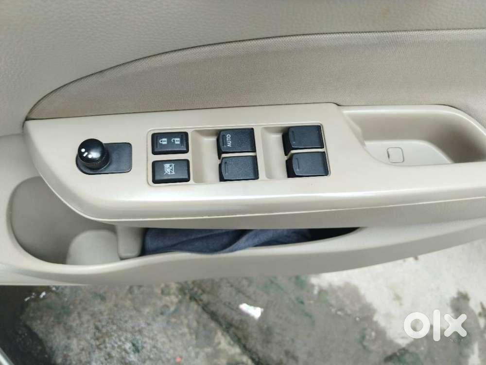 Maruti Suzuki Dzire 2013 Petrol Well Maintained