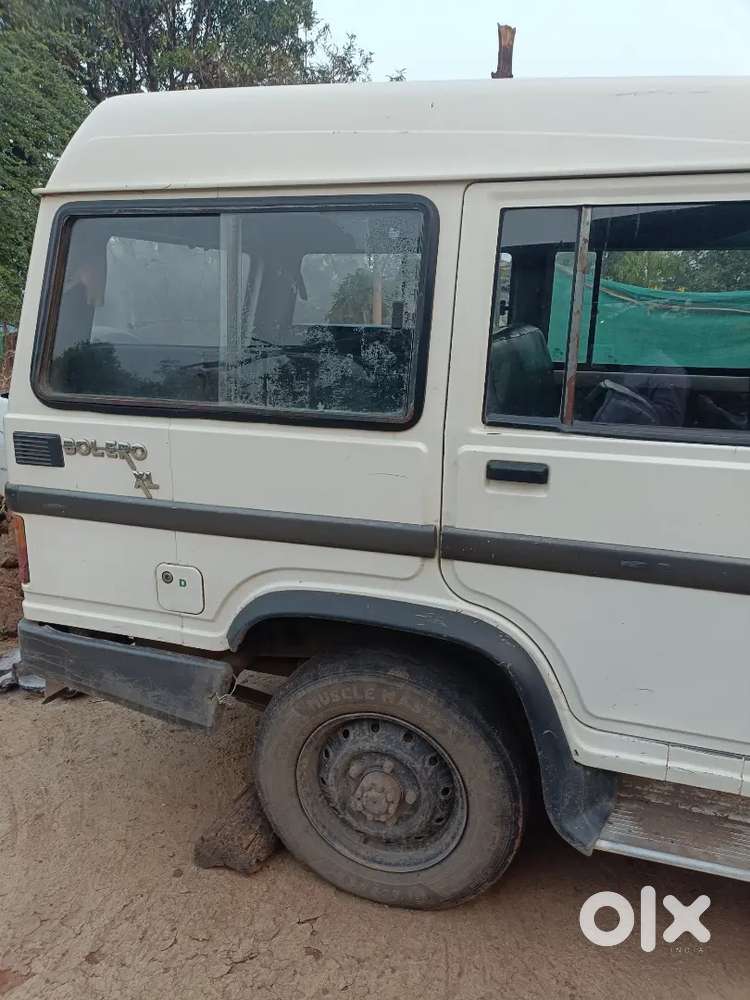 बेचना है। दूसरी लेना हे। गाड़ी में कोई कम नहीं है।
