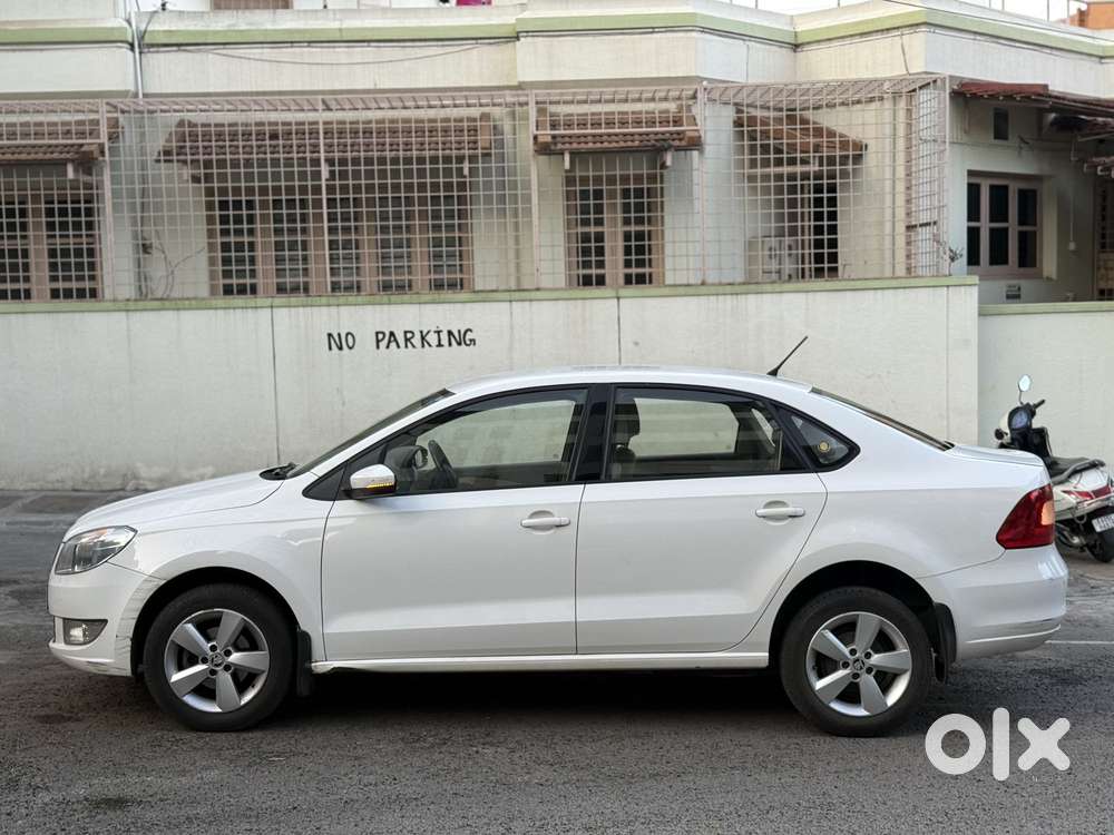 Skoda Rapid 1.6 Mpi Ambition, 2016, Petrol