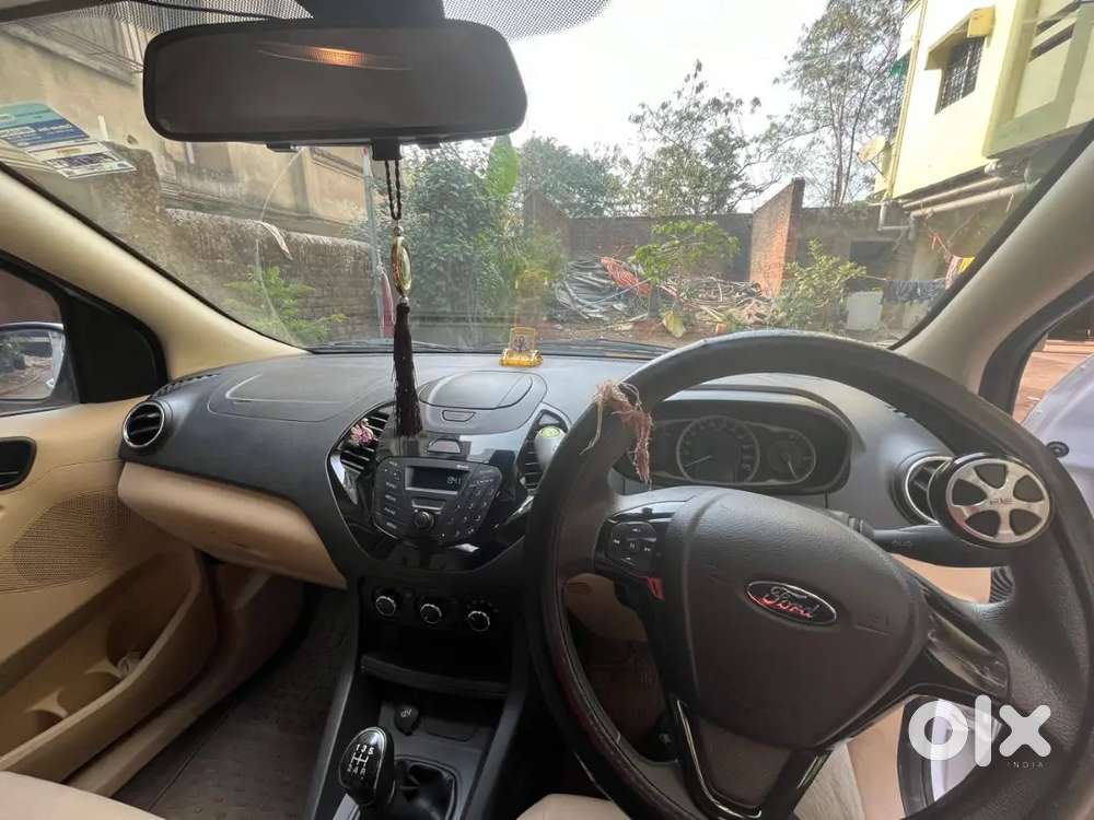 Ford Figo Aspire 2016 Petrol - 40000 Km Driven