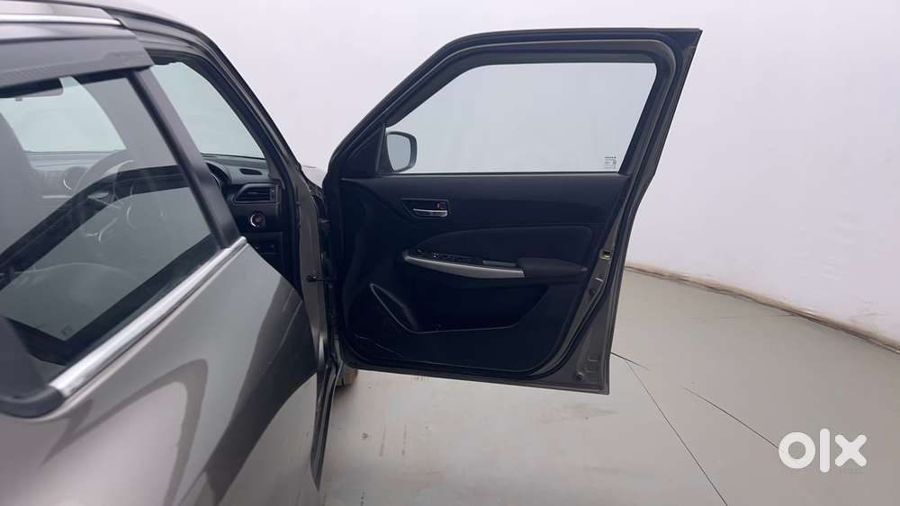 Maruti Suzuki Swift Amt Zxi, 2018, Petrol