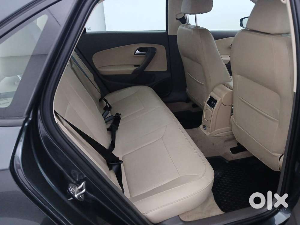 Volkswagen Vento Petrol Highline At, 2022, Petrol