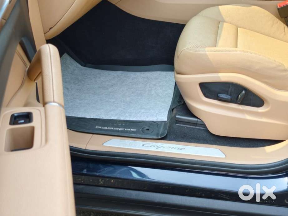Porsche Cayenne Base, 2022, Petrol