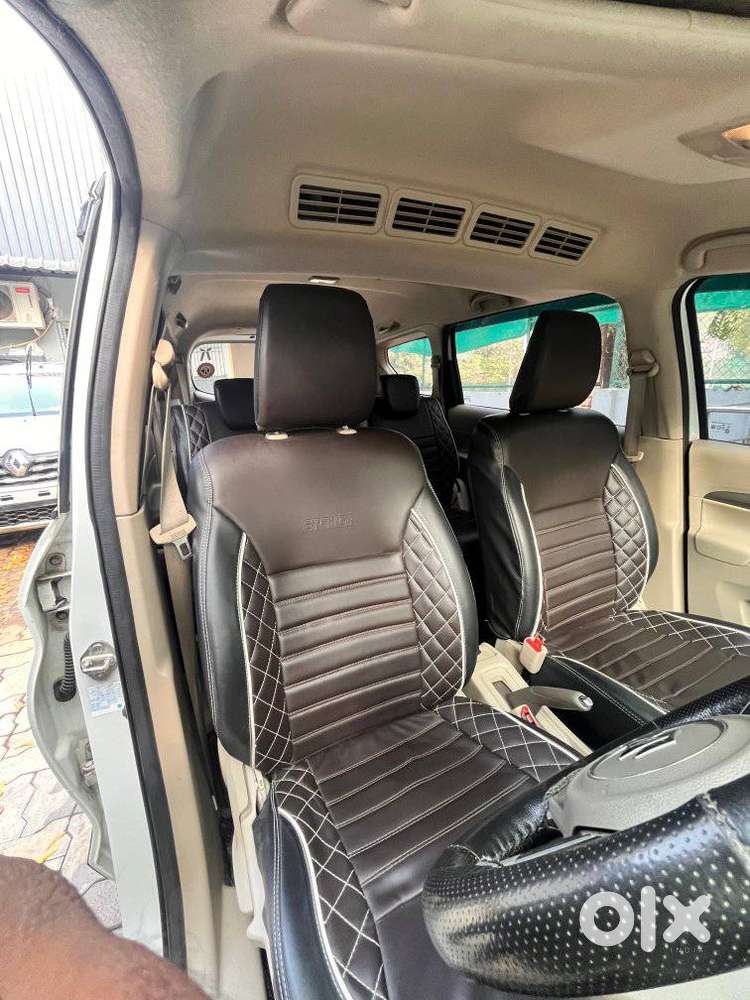 Maruti Suzuki Ertiga 2022-2023 Vxi Cng, 2023, Cng & Hybrids