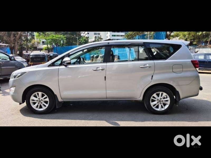 Toyota Innova Crysta