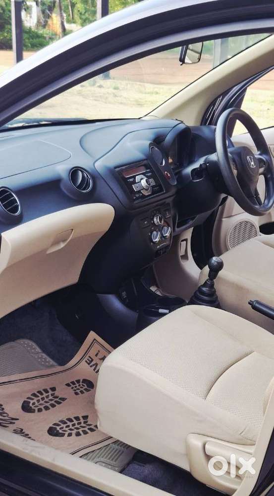 Honda Brio, 2015, Petrol