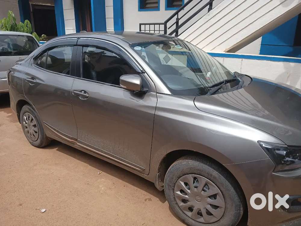 Maruti Suzuki Dzire 1.2 Vxi 2025