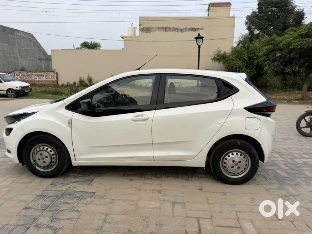 Tata Altroz 1.5 Xe Diesel, 2020, Diesel