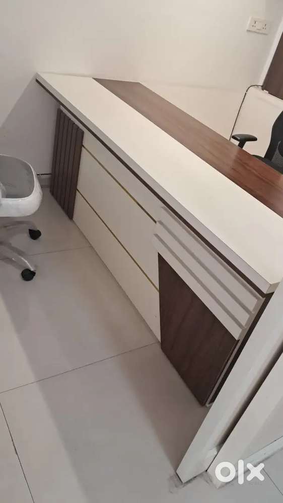 Counter table