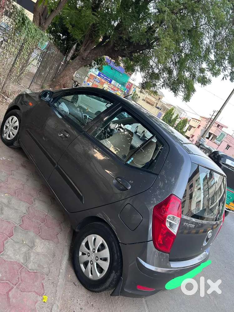 Hyundai I10 2011 Cng & Hybrids Well Maintained