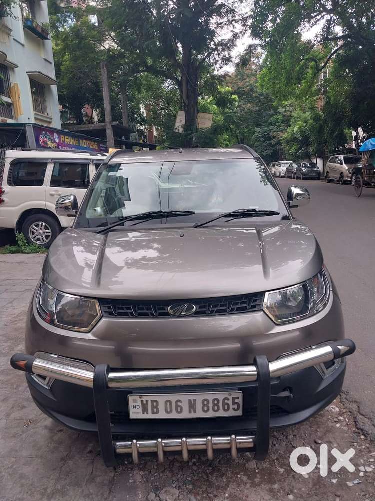 Mahindra Kuv 100 G80 K2, 2017, Petrol