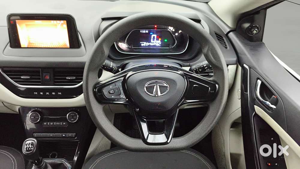 Tata Nexon 1.2 Revotron Xz Plus, 2022, Petrol
