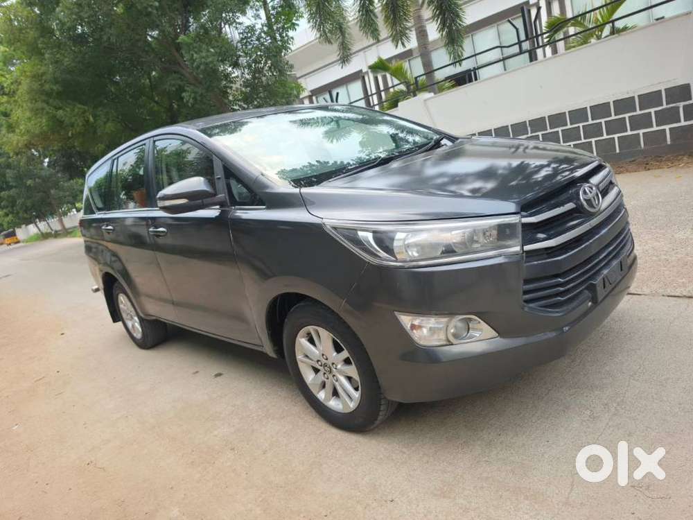 Toyota Innova Crysta 2.4 G Mt 7 Str, 2017, Diesel