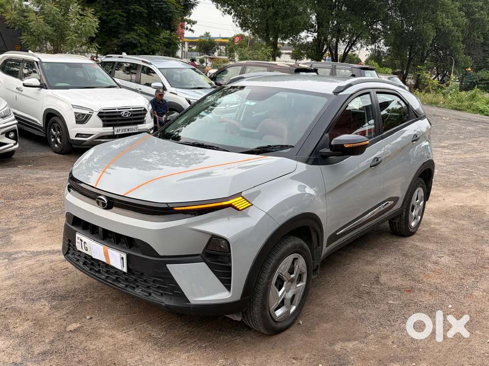 Tata Nexon Pure 1.2 S Revotron Petrol 6 Mt, 2024, Petrol
