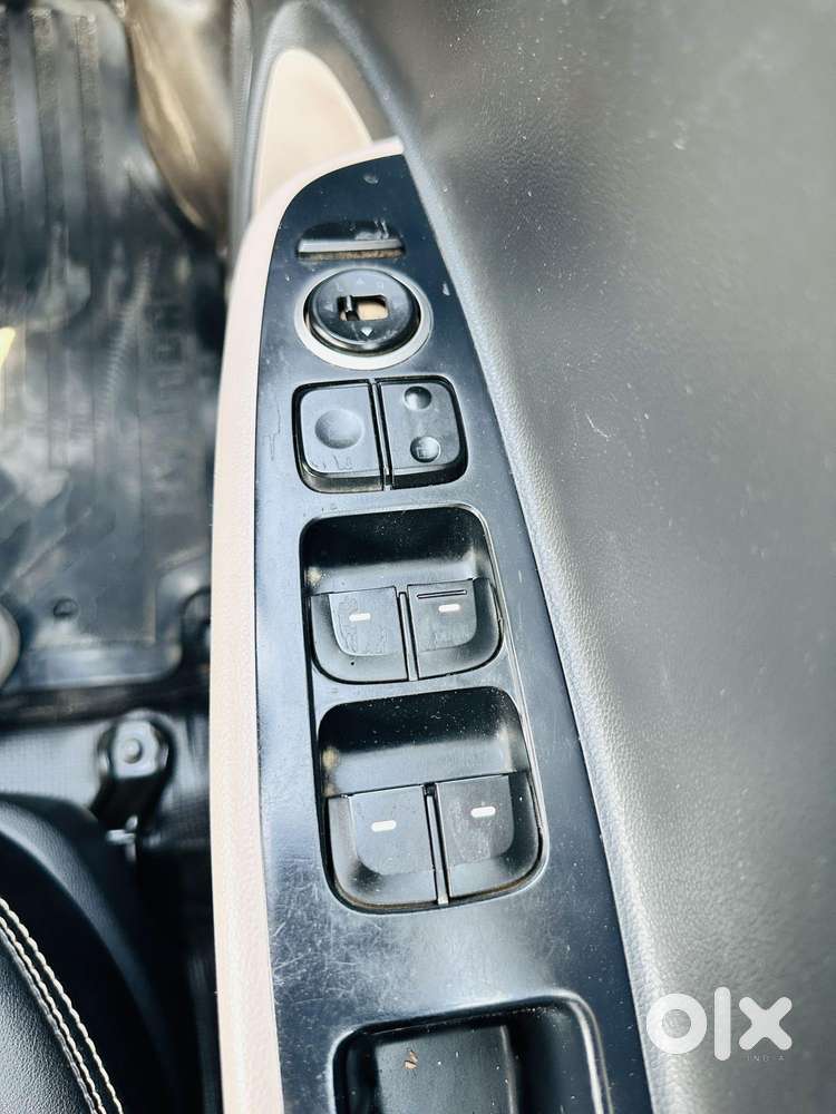 Hyundai Grand I10 Sportz O 1.2, 2018, Cng & Hybrids