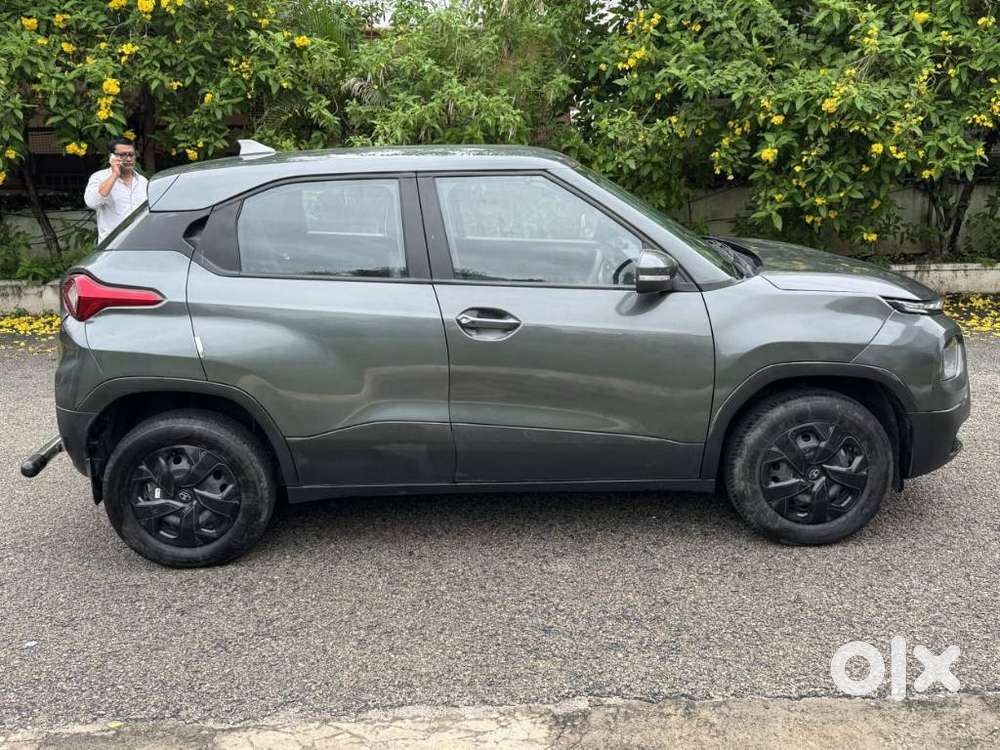 Tata Punch 1.2 Revotron Adventure Camo Rhythm Amt, 2025, Petrol