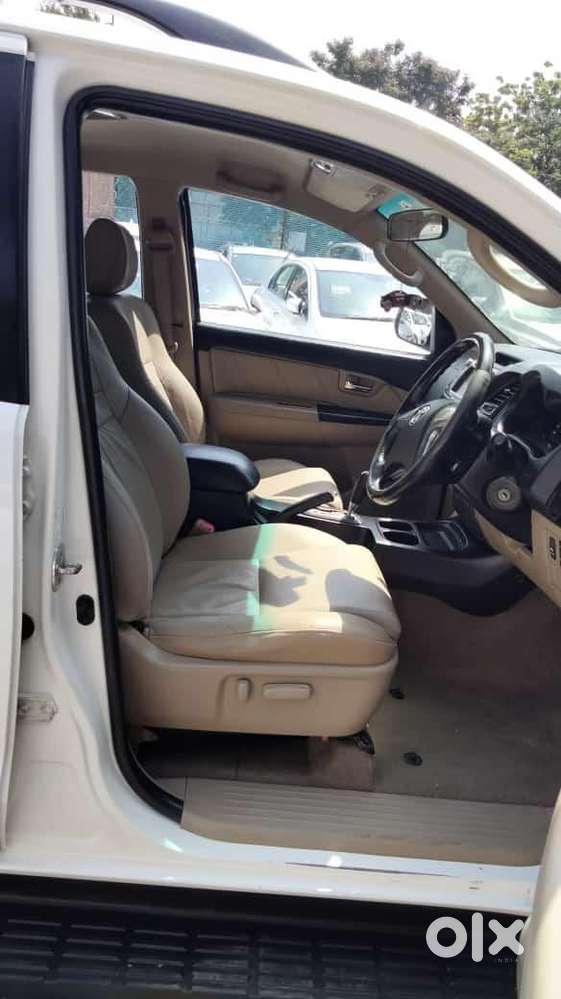 Toyota Fortuner 3.0 4x2 Automatic, 2014, Diesel