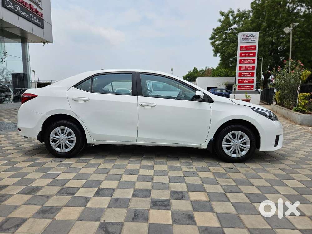 Toyota Corolla Altis 2013-2017 D-4d G, 2016, Diesel