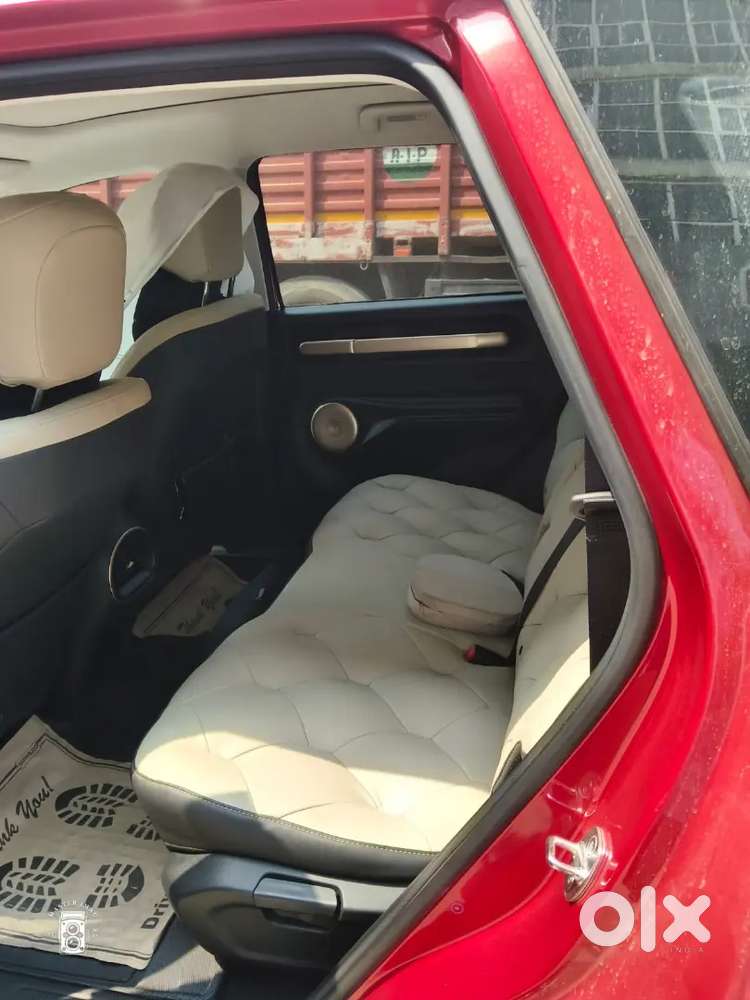 Mg Windsor Ev Essence Pro 2025