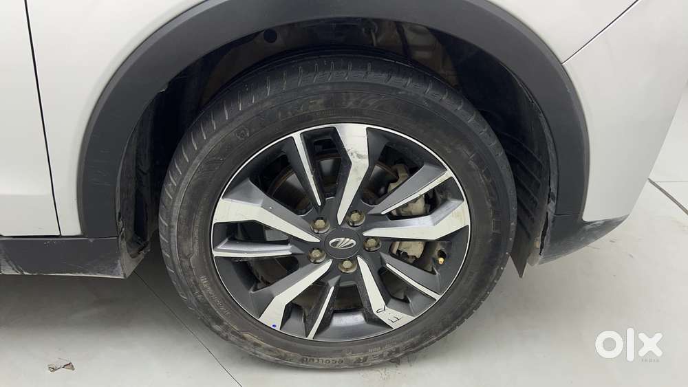 Mahindra Xuv300 W8 Option, 2019, Petrol