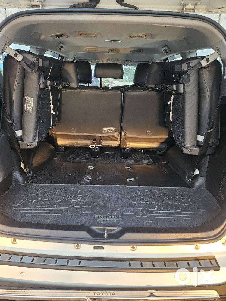 Toyota Innova Crysta 2.4 Gx Limited Edition At 8 Str, 2023, Diesel
