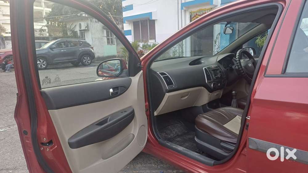 Hyundai I20 Magna 1.2 Mt, 2012, Petrol