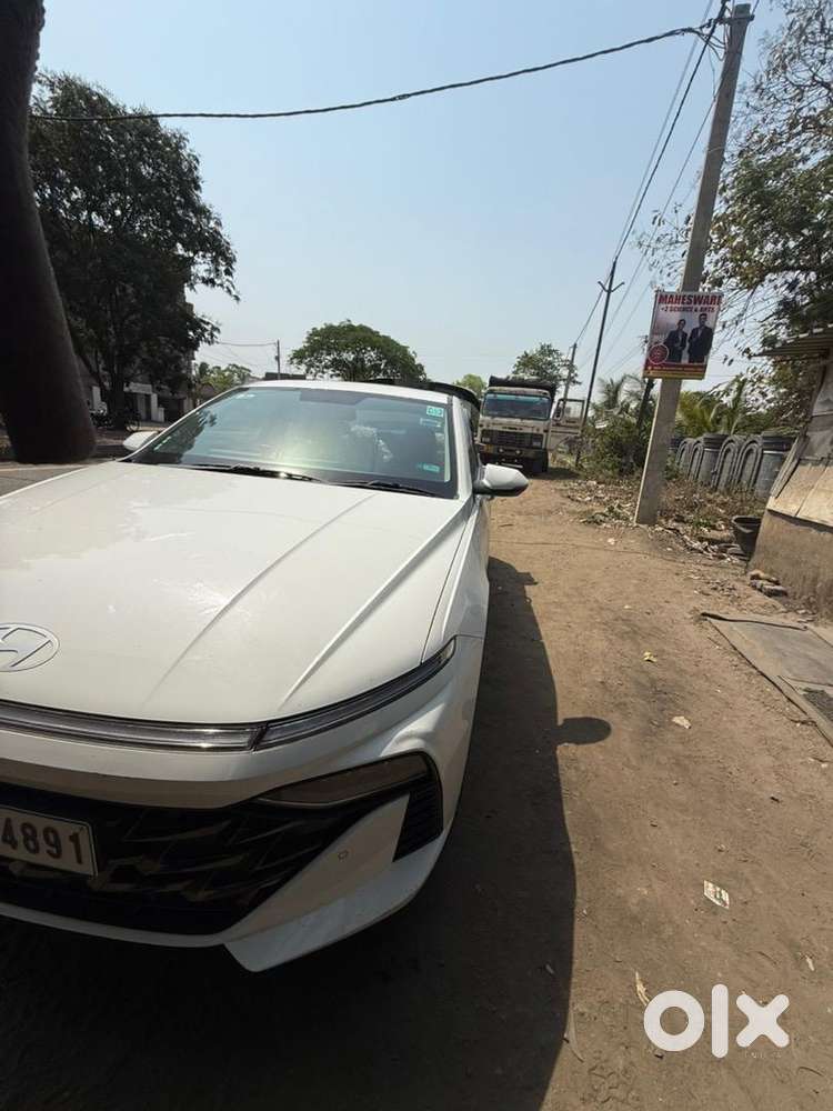 Hyundai Verna 2025 Petrol 10186 Km Driven