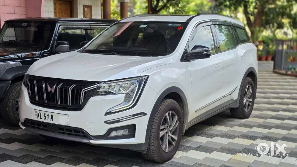 Mahindra Xuv700 Ax5 Diesel Manual Everest White Ceramic Coated