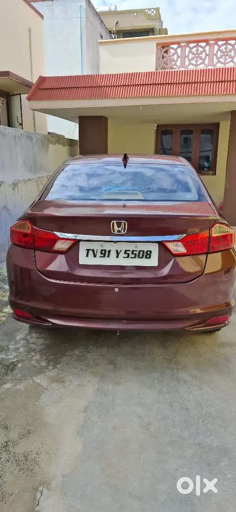 Top End Model City ..air Bag Imbeld Audio System Pushbutton Start