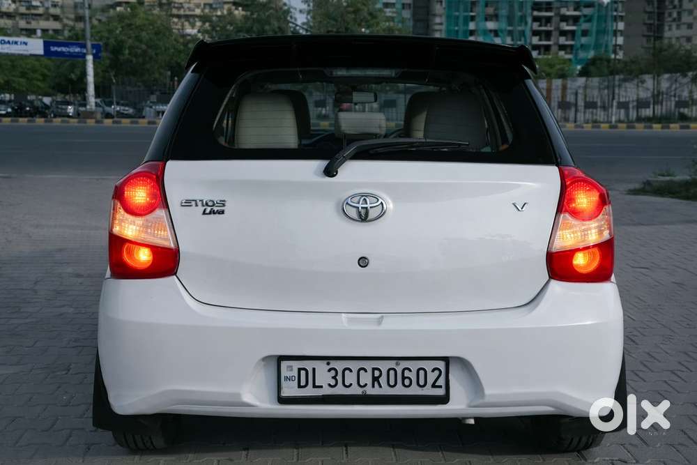 Toyota Etios Liva 1.2 Vx Dual Tone Limited Edition Petrol, 2019, Cng..