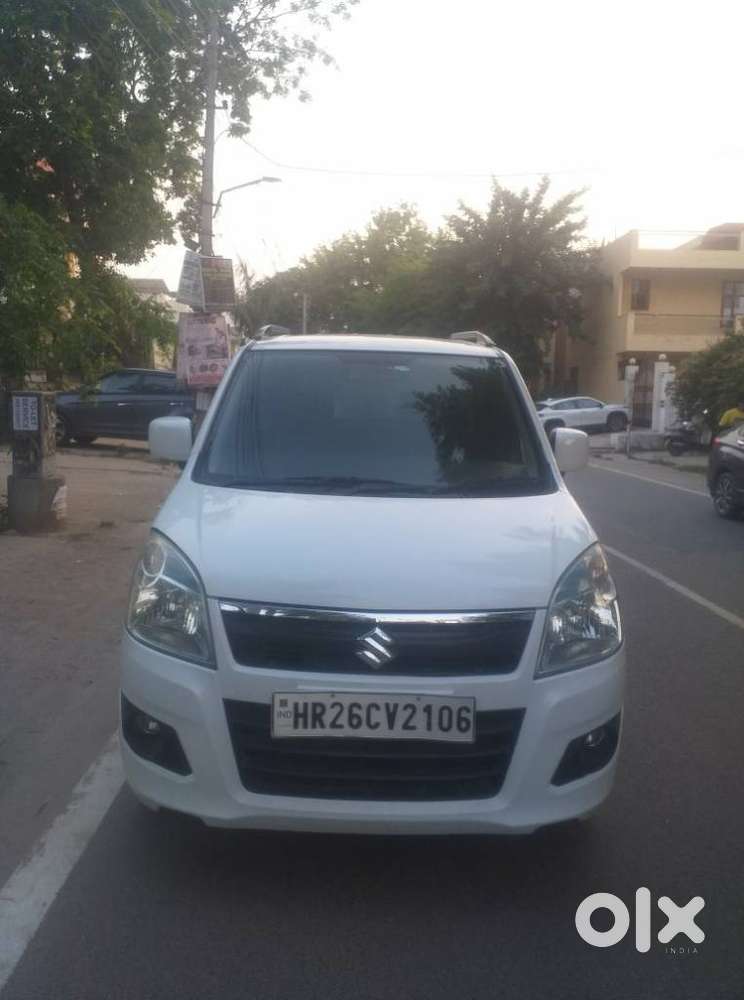 Maruti Suzuki Wagon R Vxi Plus Mt, 2016, Petrol