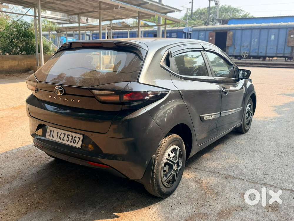 Tata Altroz Xe Petrol, 2020, Petrol