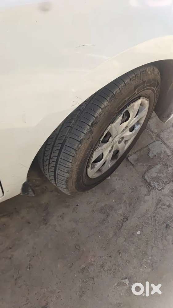 Gadi Mein Koi Kami Nahin Hai Ac Working Puri Gadi Okay Hai 20.22 Milea