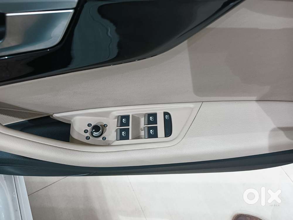 Audi A4 2.0 Technology 40 Tfsi, 2024, Petrol