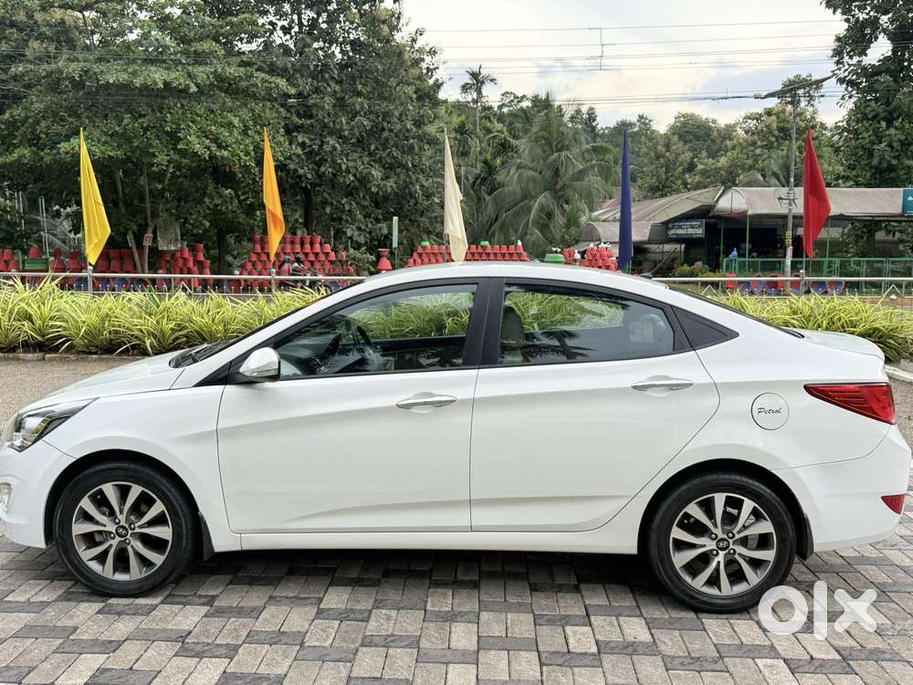Hyundai Verna 1.6 Sx Vtvt, 2015, Petrol